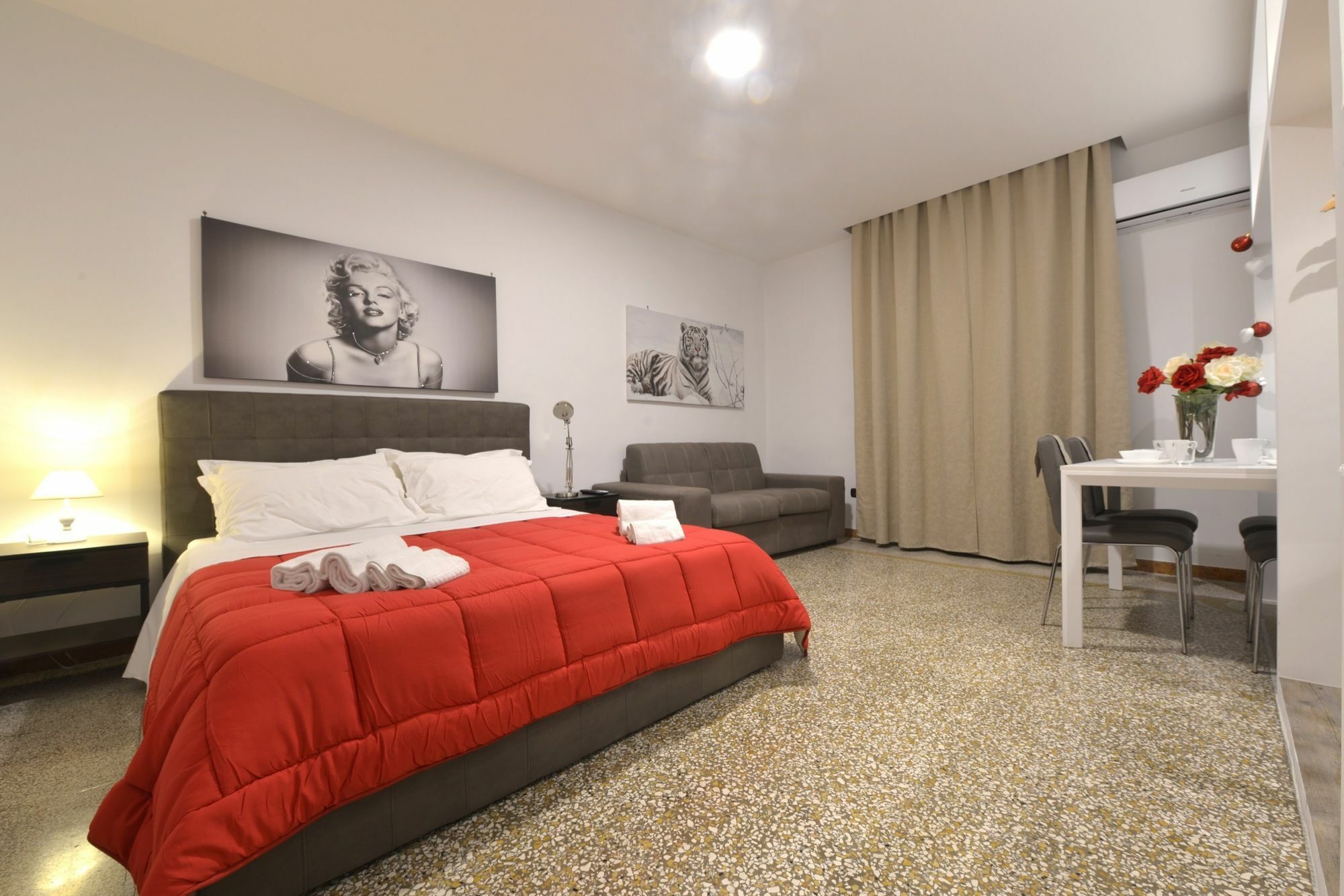 Napoli Central City Eksteriør bilde